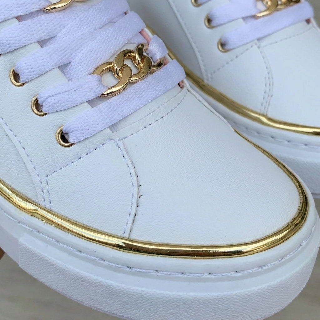 Alexia | Zapatillas Plataforma Detalles Dorados Mujer